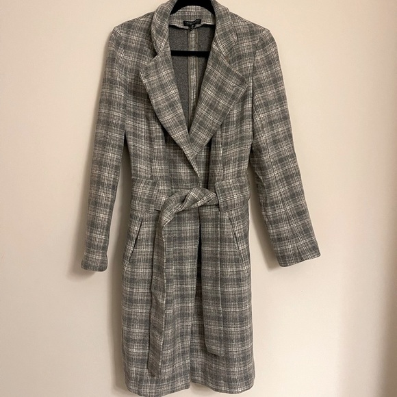 Kenneth Cole Jackets & Blazers - EUC Kenneth Cole Plaid Fencer Jacket
